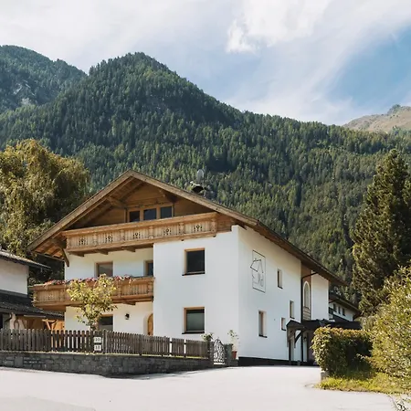 Chalet-midl *